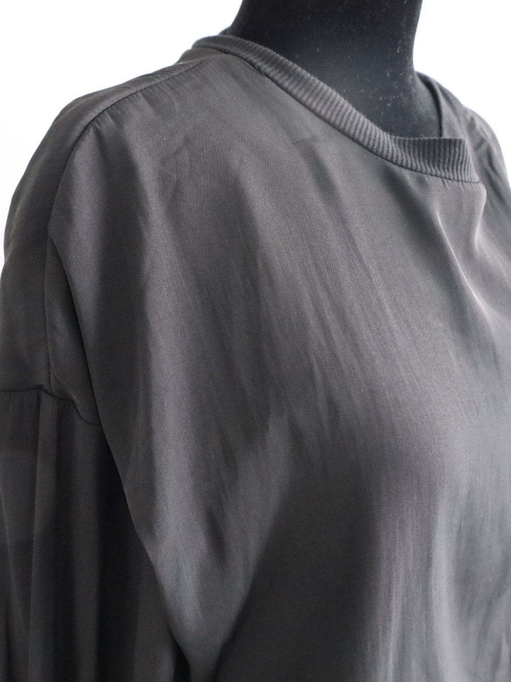 Lola & Sophie Black Silky Long Sleeve Blouse Bubble Hem Top - Picture 4 of 7
